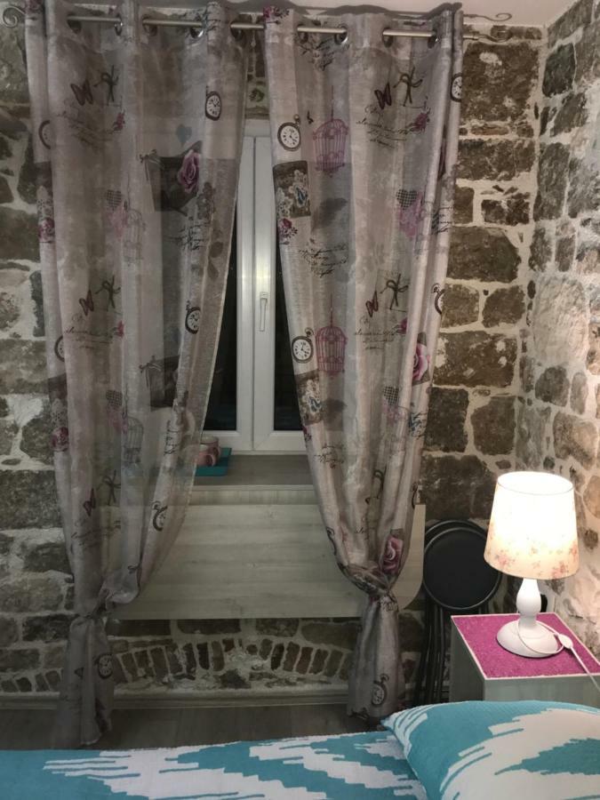 Room N&M - Diocletians Palace Split Kültér fotó